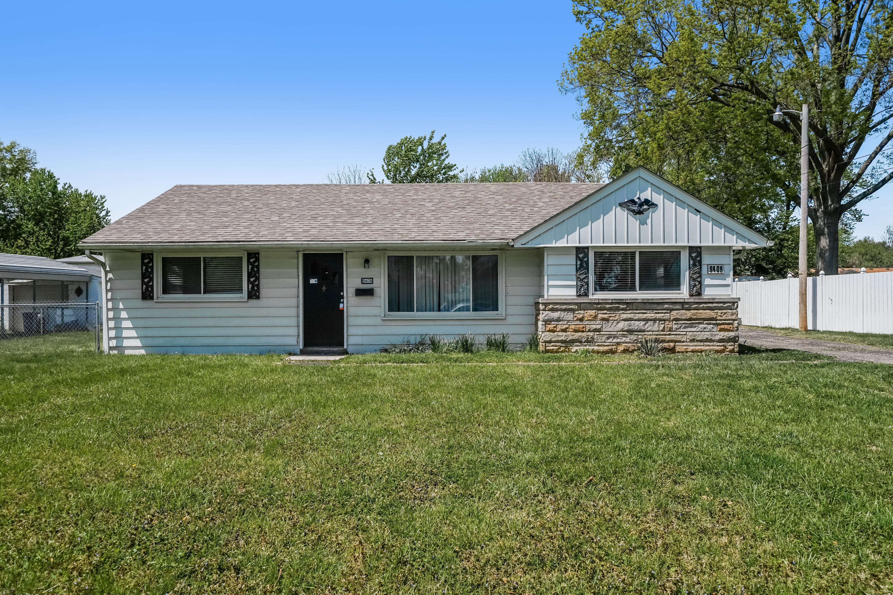 9408 Ponder Ln Louisville, KY 40272